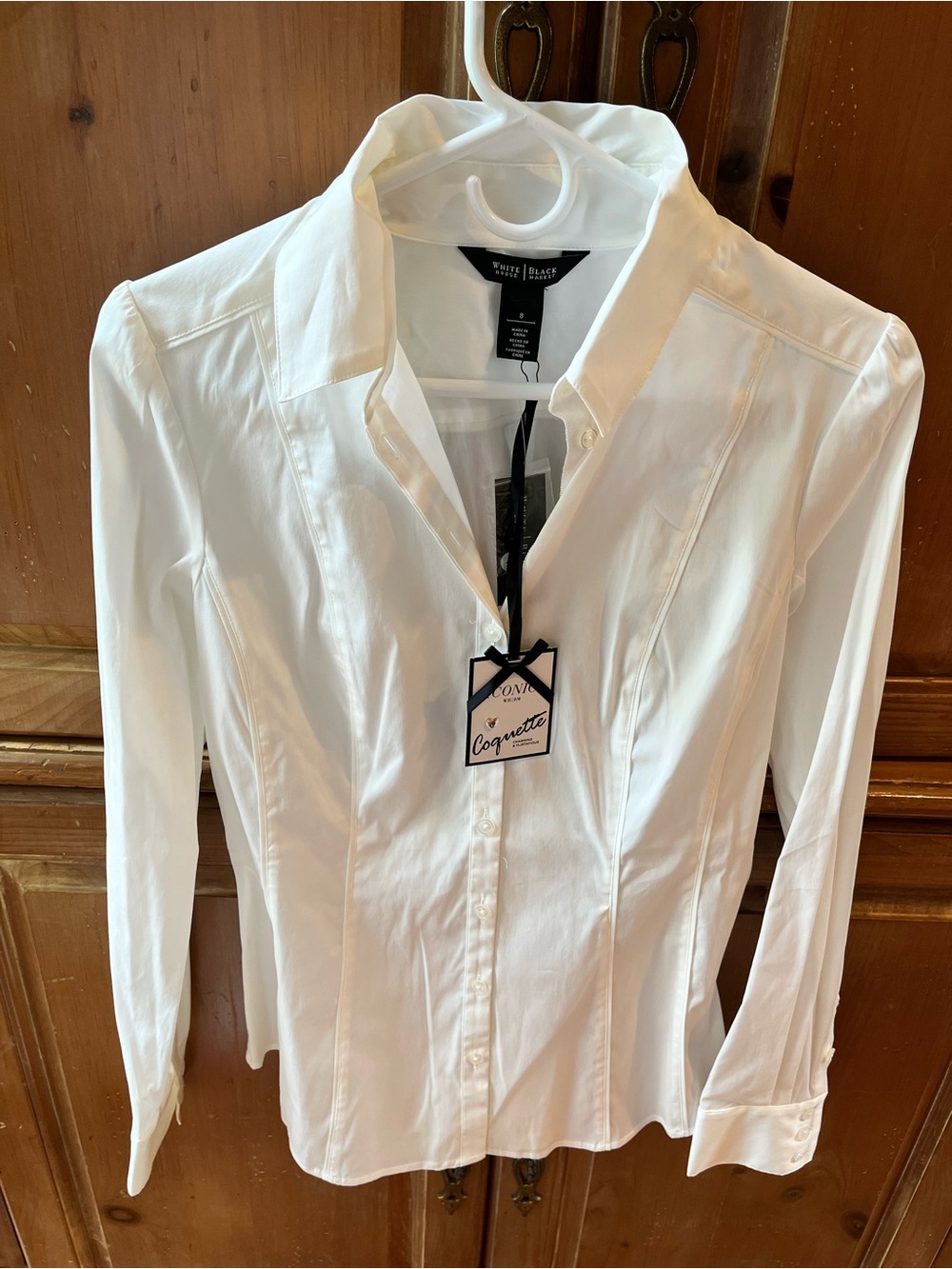 WHITE HOUSE BLACK MARKET. NWT!! WHITE COLLARED LONG SLEEVE BLOUSE SHIRT. SIZE 8